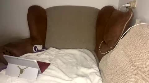 d3niis77 online show from December 19, 2024, 11:50 am