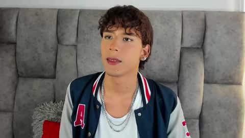 Snapshot of d3rke_666 chatting on March 1, 2026, 5:42 am Darked online show from March 1, 2026, 5:42 am