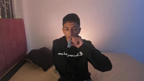 d_lirio online show from September 10, 2025, 9:04 pm