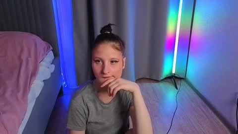 Anna online show from September 18, 2025, 5:26 pm