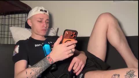 Snapshot of da_danya chatting on March 16, 2026, 5:44 am da_danya online show from March 16, 2026, 5:44 am