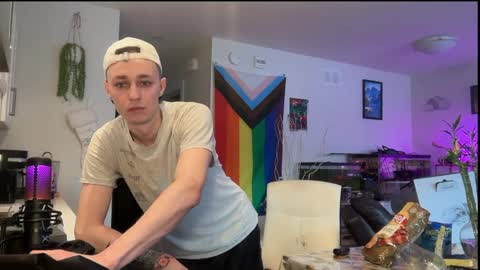 Snapshot of da_danya chatting on March 23, 2026, 5:06 pm da_danya online show from March 23, 2026, 5:06 pm