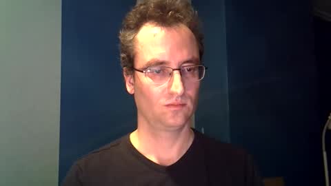 daanschr online show from February 5, 2025, 10:01 pm