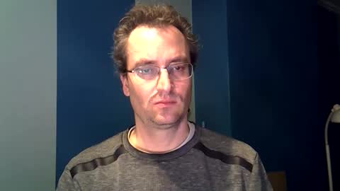 daanschr online show from February 23, 2025, 11:47 pm