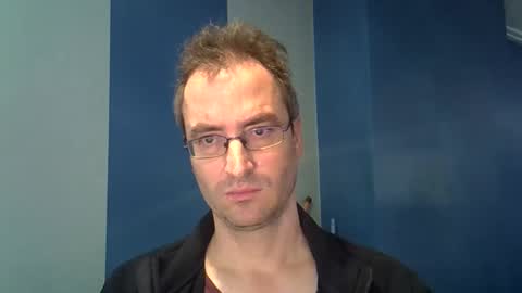 daanschr online show from October 19, 2025, 12:17 pm