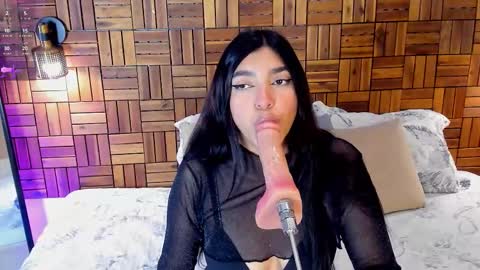 Daphne online show from February 11, 2026, 3:17 pm