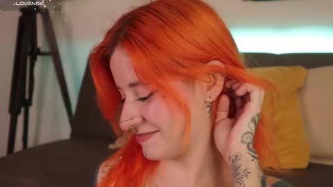 Snapshot of daarlene chatting on March 6, 2026, 9:22 pm Darlene online show from March 6, 2026, 9:22 pm