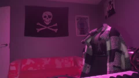 Destroyer online show from October 16, 2025, 6:31 pm