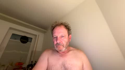 dachdecker7269 online show from January 14, 2026, 5:02 am