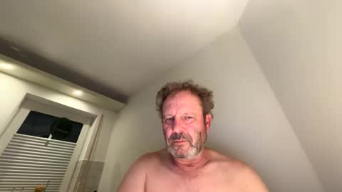 Snapshot of dachdecker7269 chatting on March 4, 2026, 5:02 am dachdecker7269 online show from March 4, 2026, 5:02 am