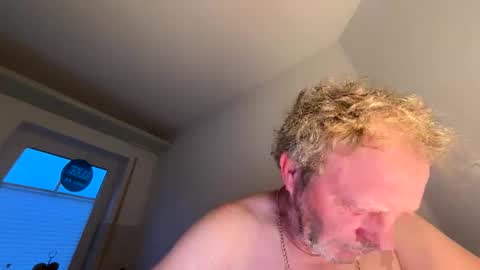 Snapshot of dachdecker7269 chatting on March 15, 2026, 5:46 am dachdecker7269 online show from March 15, 2026, 5:46 am