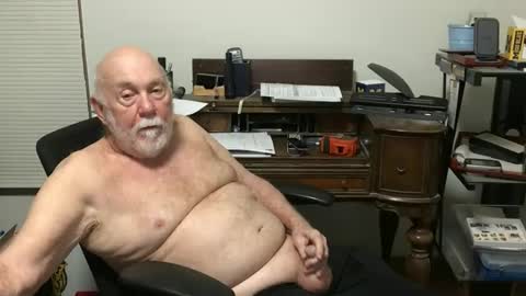 dack47 online show from April 22, 2026, 3:31 am