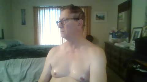 daddddy2023 online show from December 22, 2024, 7:52 pm