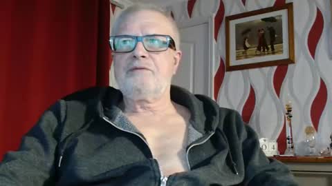 Snapshot of daddiescockforyou chatting on March 4, 2026, 9:10 pm Brian ... online show from March 4, 2026, 9:10 pm
