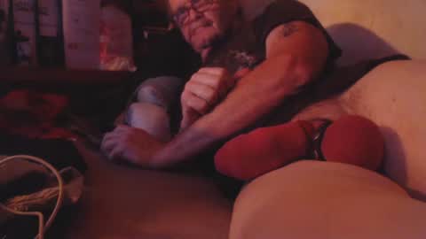 Snapshot of daddiesmonstercock chatting on December 19, 2025, 7:43 pm daddiesmonstercock online show from December 19, 2025, 7:43 pm