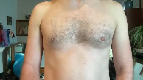 daddnextdoor online show from September 15, 2025, 8:53 pm