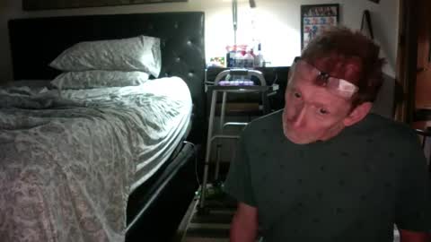 daddy_mack_treats_you online show from October 24, 2025, 10:11 am