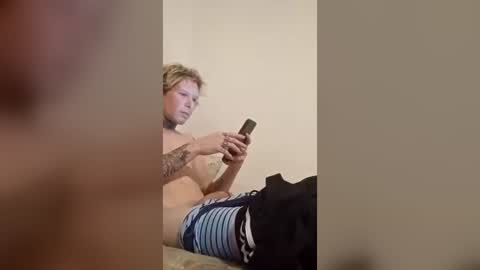 daddybearg online show from July 22, 2026, 2:58 am