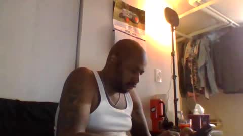 Snapshot of daddydickxm chatting on April 28, 2026, 3:44 am daddydickxm online show from April 28, 2026, 3:44 am