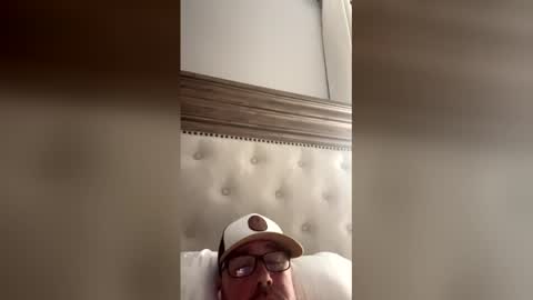 Snapshot of daddylong10inchinyou chatting on December 20, 2025, 5:25 am daddylong10inchinyou online show from December 20, 2025, 5:25 am