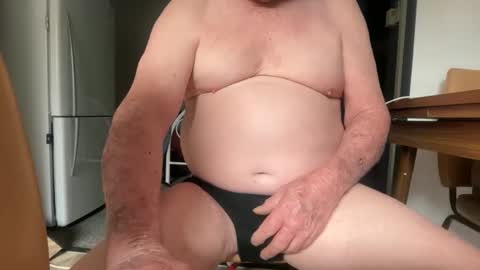 Snapshot of daddyoldcock chatting on November 2, 2025, 4:04 am daddyoldcock online show from November 2, 2025, 4:04 am