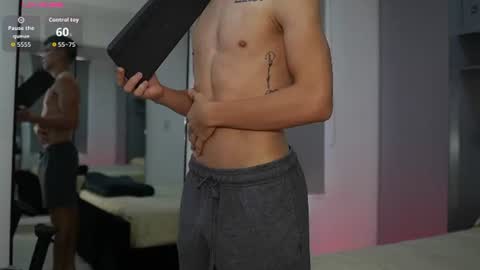Snapshot of daddyrich4u chatting on August 5, 2026, 2:53 pm daddyrich4u online show from August 5, 2026, 2:53 pm