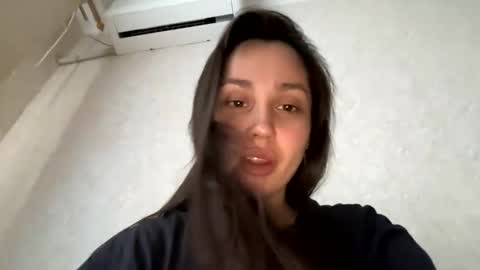 Snapshot of daddys_kisa chatting on May 10, 2026, 3:28 pm daddys_kisa online show from May 10, 2026, 3:28 pm