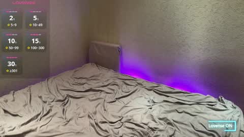 daddys_lil_monsterr online show from April 6, 2026, 4:52 pm