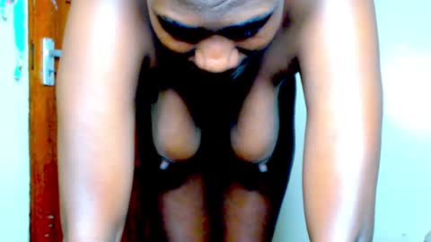 Snapshot of daddys_naughtyslut chatting on May 7, 2026, 11:32 pm tee online show from May 7, 2026, 11:32 pm