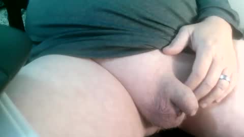 Snapshot of daddysmalls_55 chatting on December 1, 2024, 9:15 pm daddysmalls online show from December 1, 2024, 9:15 pm