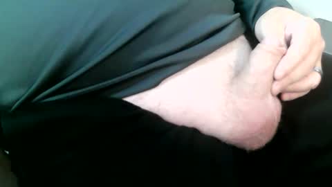 Snapshot of daddysmalls_55 chatting on December 21, 2024, 11:45 pm daddysmalls online show from December 21, 2024, 11:45 pm