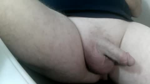 Snapshot of daddysmalls_55 chatting on January 9, 2025, 8:22 pm daddysmalls online show from January 9, 2025, 8:22 pm