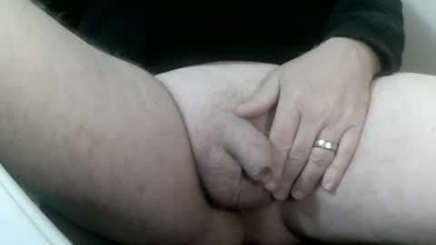 Snapshot of daddysmalls_55 chatting on January 15, 2025, 4:21 pm daddysmalls online show from January 15, 2025, 4:21 pm