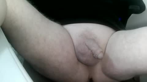 Snapshot of daddysmalls_55 chatting on January 22, 2025, 10:37 pm daddysmalls online show from January 22, 2025, 10:37 pm