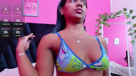 Snapshot of daddysneakinme chatting on November 11, 2025, 1:11 pm Anny online show from November 11, 2025, 1:11 pm