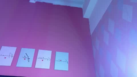 Snapshot of daddysneakinme chatting on March 16, 2026, 7:40 pm Anny online show from March 16, 2026, 7:40 pm