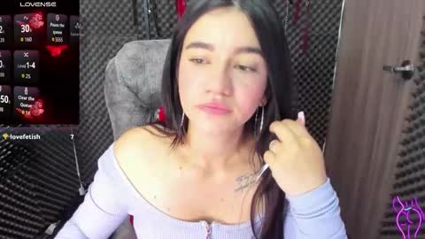 Snapshot of daddyspetite_ chatting on October 29, 2025, 3:58 pm Lili online show from October 29, 2025, 3:58 pm