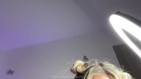 daddyspixxie online show from December 13, 2024, 7:36 am