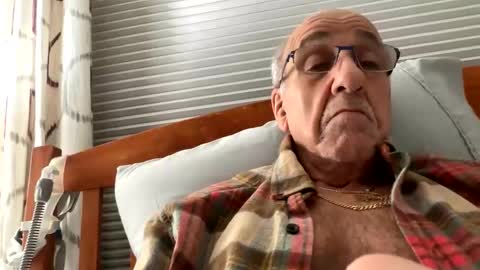 daddyweis online show from March 8, 2026, 4:27 am