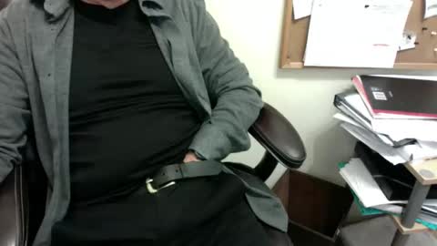 Snapshot of dadooronron69 chatting on October 18, 2025, 4:19 pm dadooronron69 online show from October 18, 2025, 4:19 pm