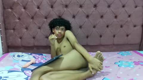 Snapshot of dady_show69 chatting on January 17, 2025, 6:23 pm ALLAN online show from January 17, 2025, 6:23 pm