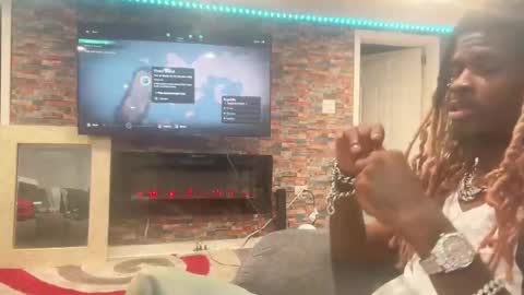 DaedotFrankyLoko online show from May 19, 2026, 1:56 am