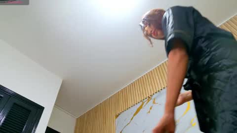 Dafne  online show from February 5, 2026, 5:56 am