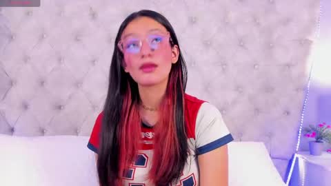 dafne_bss online show from May 8, 2026, 4:51 am