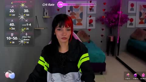 dafne huges online show from February 25, 2025, 7:58 pm