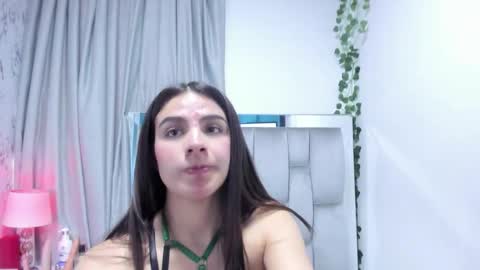 Snapshot of dafne_quenn chatting on September 20, 2025, 12:39 pm dafne_quenn online show from September 20, 2025, 12:39 pm