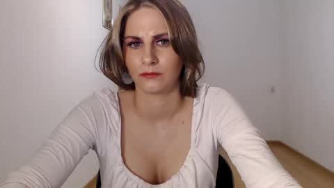 Snapshot of dagmariepiquant chatting on December 3, 2024, 10:18 pm Dagmarie online show from December 3, 2024, 10:18 pm