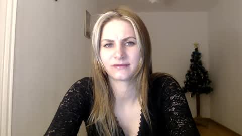 Snapshot of dagmariepiquant chatting on December 23, 2024, 6:11 am Dagmarie online show from December 23, 2024, 6:11 am