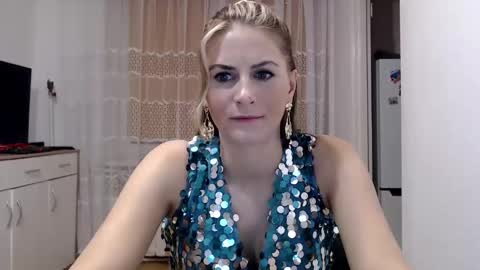 Snapshot of dagmariepiquant chatting on December 23, 2024, 7:20 pm Dagmarie online show from December 23, 2024, 7:20 pm