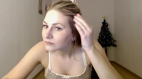 Snapshot of dagmariepiquant chatting on December 29, 2024, 6:14 am Dagmarie online show from December 29, 2024, 6:14 am
